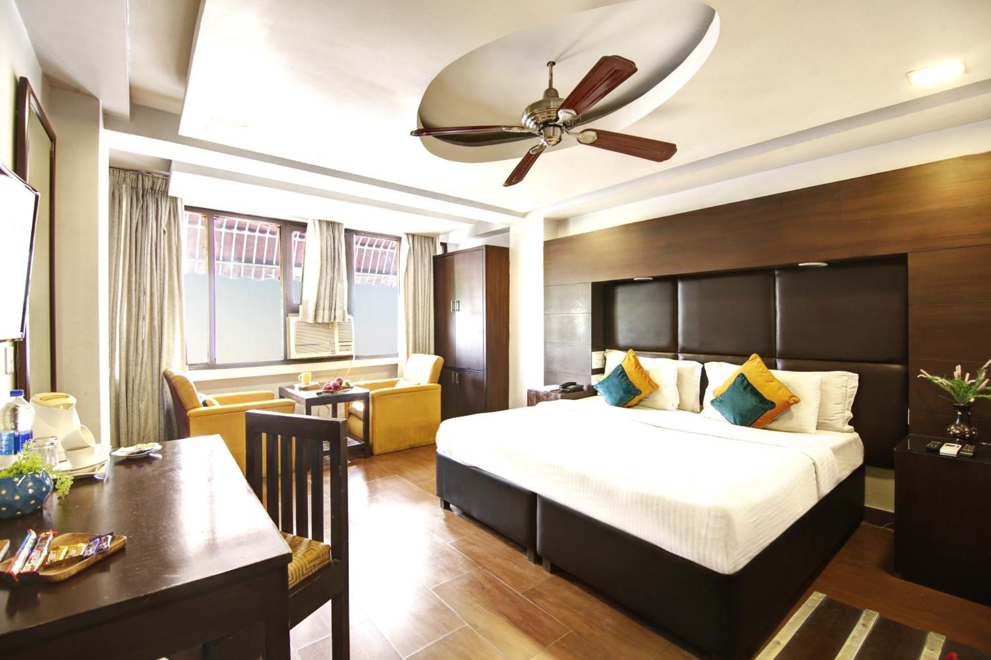 Hotel Bb Palace Delhi  Exteriör bild