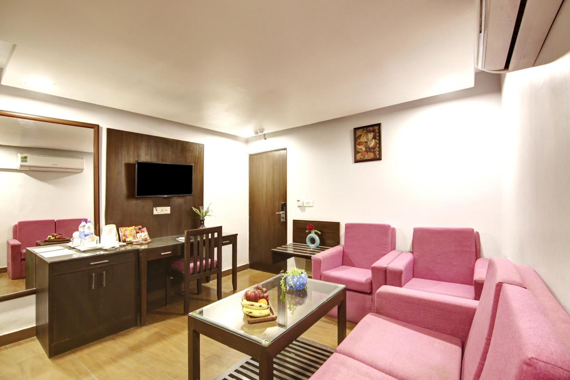 Hotel Bb Palace Delhi  Exteriör bild