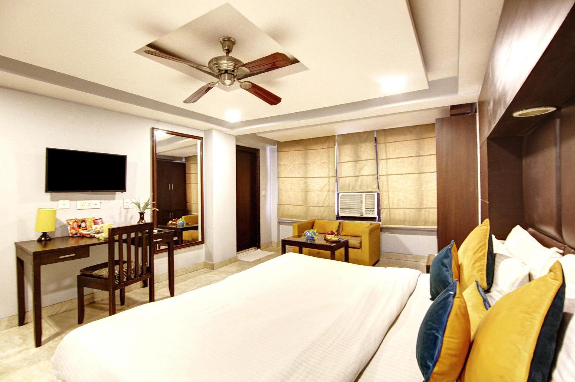 Hotel Bb Palace Delhi  Exteriör bild